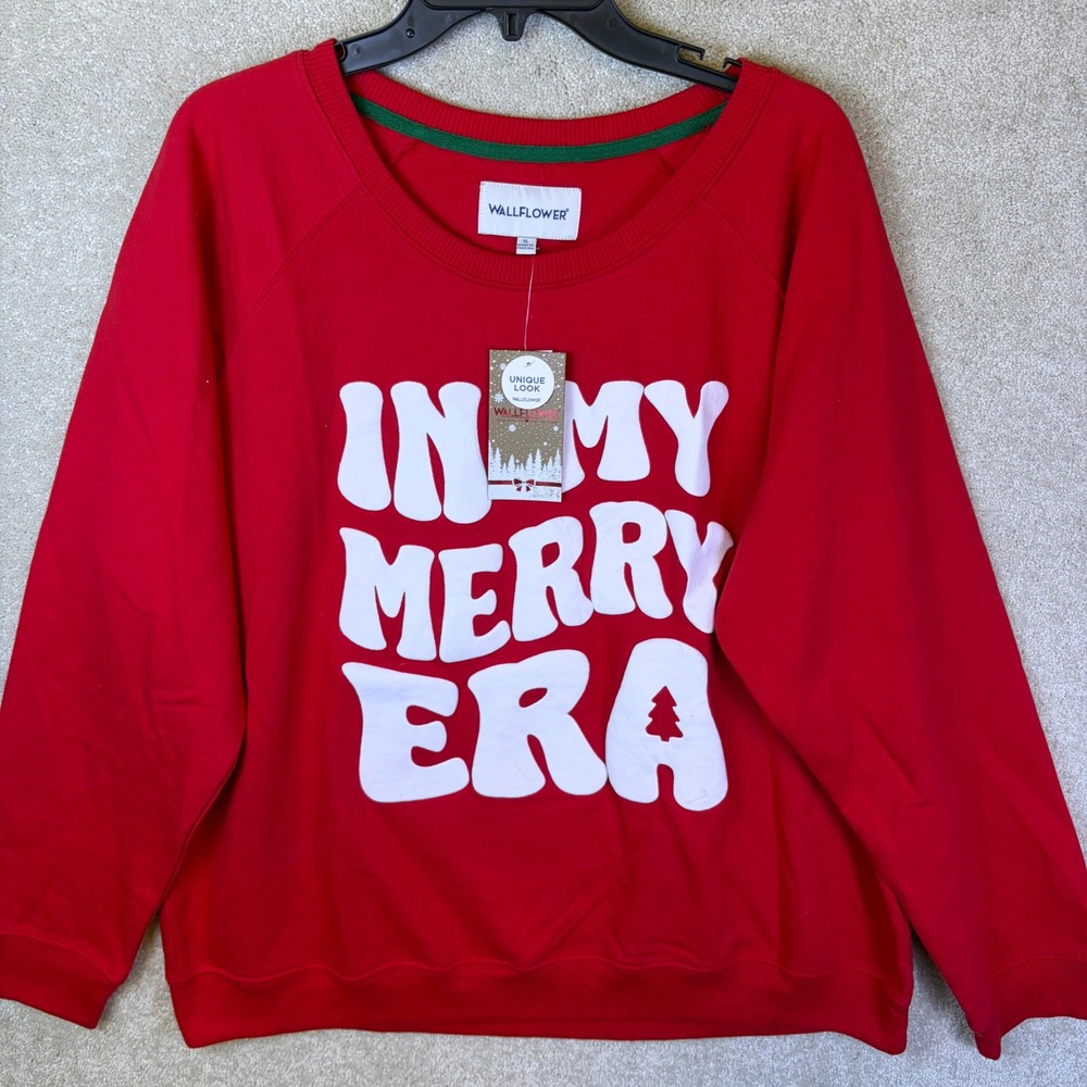 Wallflower Holiday Sweatshirt Top XL Red In My Merry Era Christmas Graphic NEW